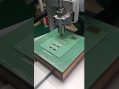 Desktop pcb router machine met eenvoudige programmering en hoge nauwkeurigheid