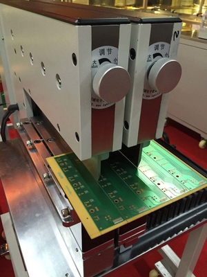Het snijden van de dikte van 0,1 ~ 3,5 mm PCB V-Cutter Depaneling Machine