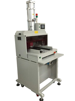 Automatische metalen 110V of 220V 0,4MPa stempelpunchmachine met freesverbindingen