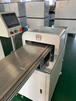 PCB-afbouwmachine met hoge snelheid staalbladen en transportbandlijn