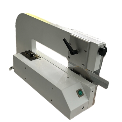 Edge Guiding PCB Separator Machine Strikte standaard CWVC-1 Gemakkelijk te beheren soldeerverbindingen