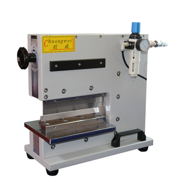 Veilig en eenvoudig te bedienen PCB-V-snijmachine voor operator Foolproof