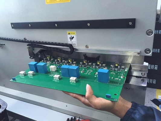 Pneumatische V-groove pcb-snijmachine SMTfly-480J met capaciteitscontroelfunctie