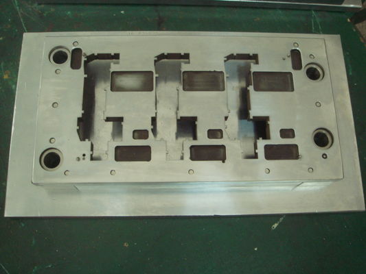 Qc-10 aangepast van de Machinepcb van het Matrijzenmetaal het Ponsenhulpmiddel IATF16949