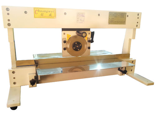 Handmatige pcb-separatormachine met lcd-programmabesturing geen trillingen 460 mm isolatielengte
