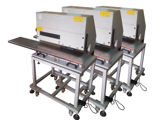 De gedrukte Machine van Depaneling van de Kringsraad voor FR2, Gemotoriseerde Pneumatische v-Besnoeiing PCB-Separator