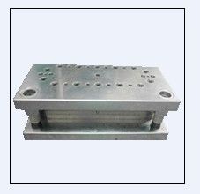 Veilig en eenvoudig te bedienen PCB-punchmachine voor LED-platen en FPC