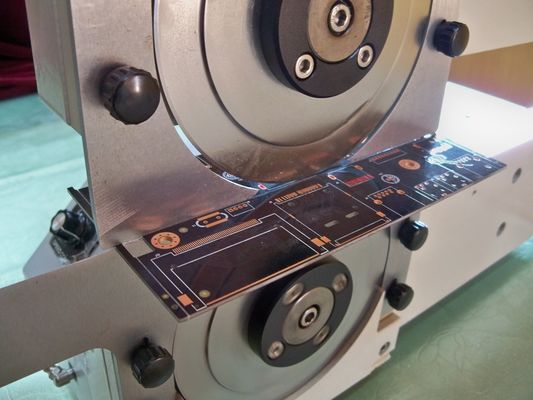 330mm van de Snijdersdepanel van PCB pre-Genoteerde Gedrukte de Cirkelraad Knipsel